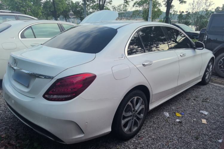 Used Mercedes-Benz C-Class 2018 C 180 L Fashion Edition Sport Version Rear Right 45 Deg