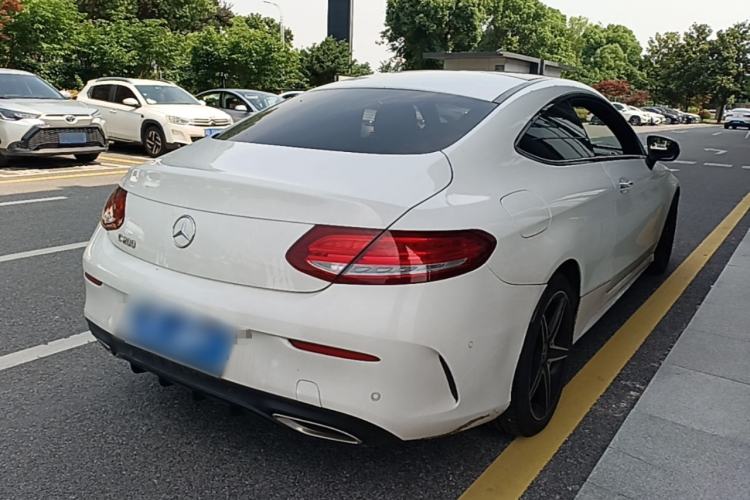 Used Mercedes-Benz C-Class 2018 C 200 Coupe Rear Right 45 Deg