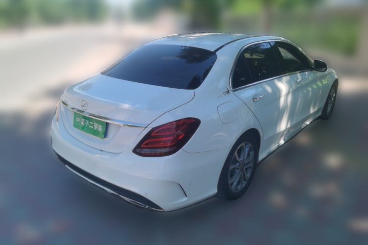 Used Mercedes-Benz C-Class 2018 C 180 L Fashion Edition Sport Version Rear Right 45 Deg