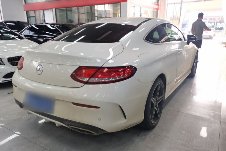 Used Mercedes-Benz C-Class 2018 C 200 Coupe Rear Right 45 Deg