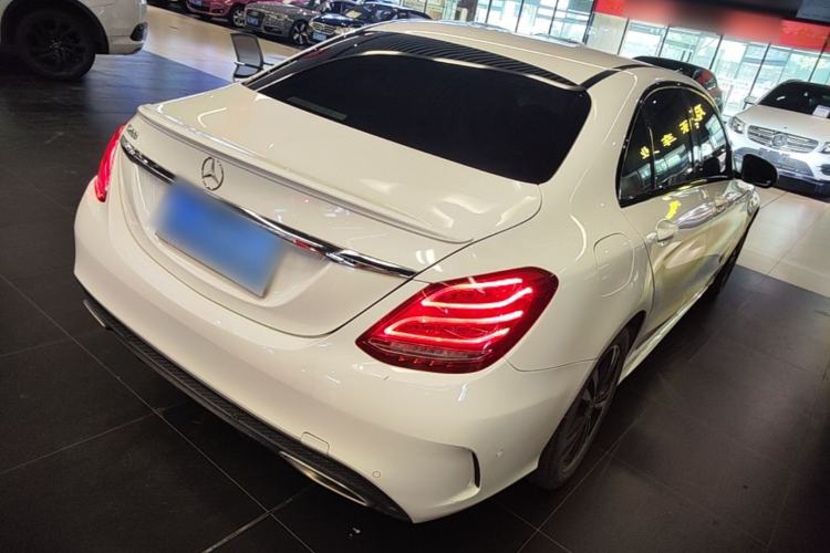 Used Mercedes-Benz C-Class 2018 C 200 Sport Edition Rear Right 45 Deg
