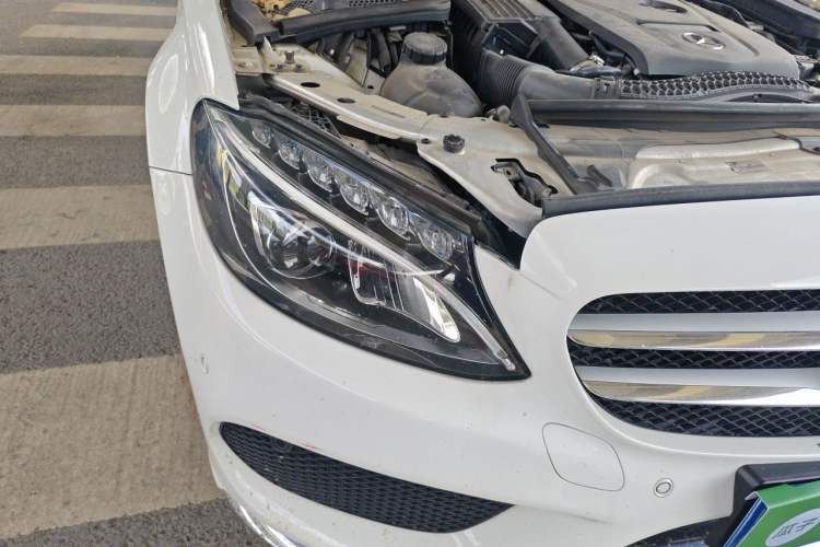 Used Mercedes-Benz C-Class 2018 C 200 L Sport Edition Right Front Headlight
