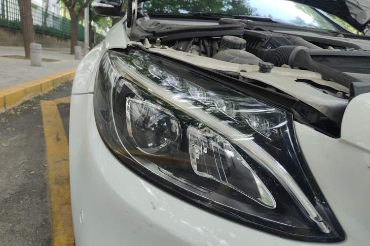 Used Mercedes-Benz C-Class 2018 C 200 Achievement Special Edition Right Front Headlight