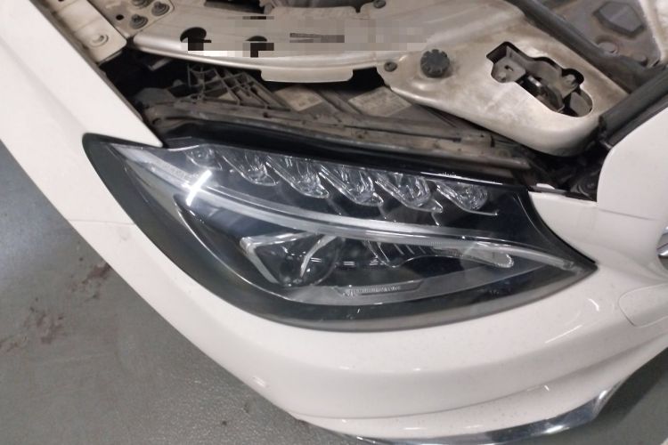 Used Mercedes-Benz C-Class 2018 C 200 L Sport Edition Right Front Headlight
