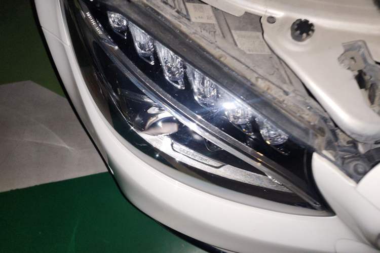 Used Mercedes-Benz C-Class 2018 C 200 L Sport Edition Right Front Headlight