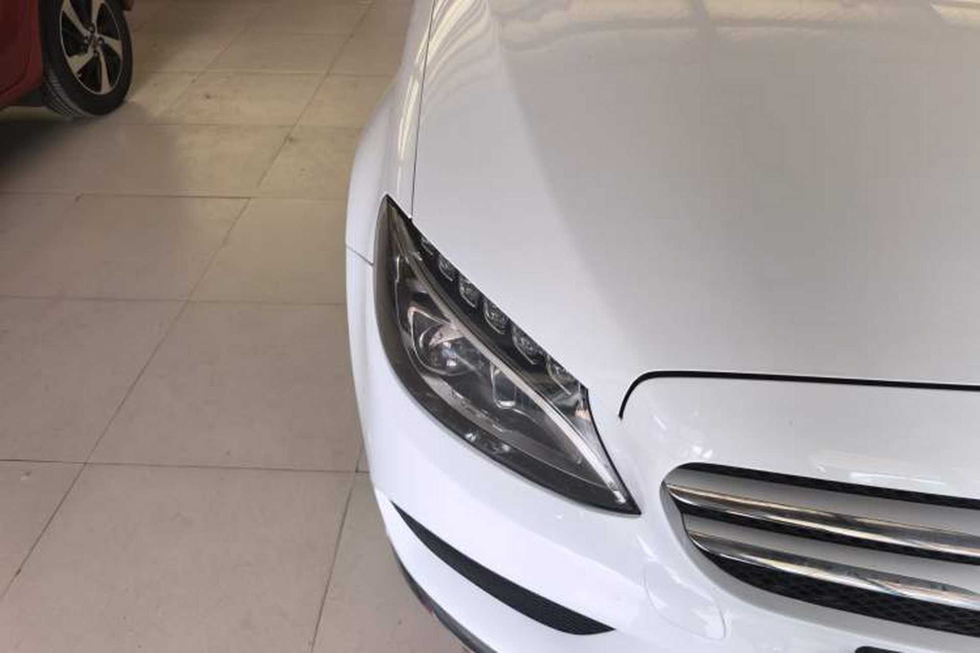 Used Mercedes-Benz C-Class 2018 C 180 L Fashion Edition Sport Version Right Front Headlight