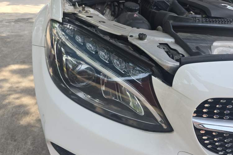Used Mercedes-Benz C-Class 2018 C 200 Sport Edition Right Front Headlight