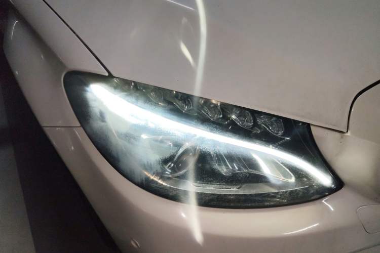 Used Mercedes-Benz C-Class 2018 C 200 Sport Edition Right Front Headlight