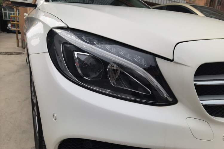 Used Mercedes-Benz C-Class 2018 C 200 L Sport Edition Right Front Headlight