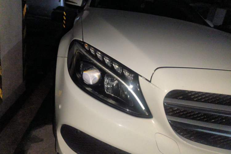 Used Mercedes-Benz C-Class 2018 C 200 L Sport Edition Right Front Headlight