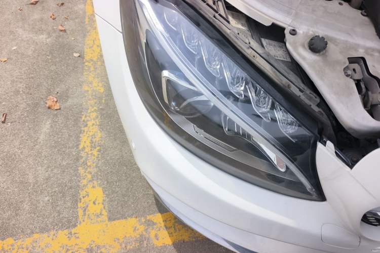 Used Mercedes-Benz C-Class 2018 C 200 L Sport Edition Right Front Headlight