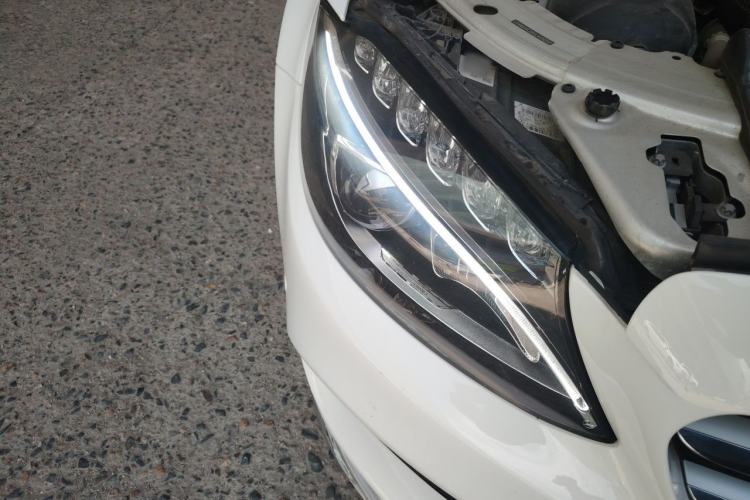 Used Mercedes-Benz C-Class 2018 C 200 L Sport Edition Right Front Headlight