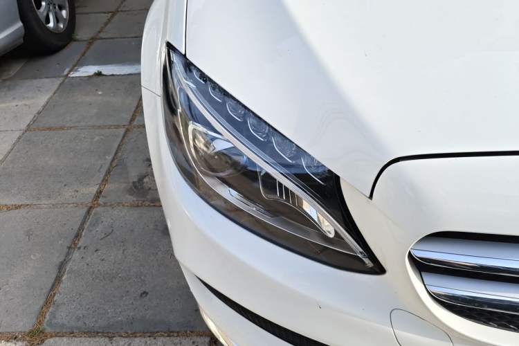 Used Mercedes-Benz C-Class 2018 C 200 Sport Edition Right Front Headlight