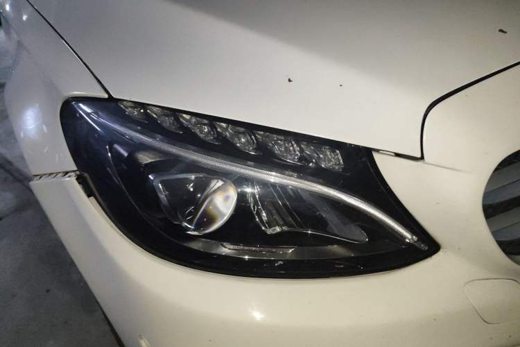 Used Mercedes-Benz C-Class 2018 C 200 L Sport Edition Right Front Headlight