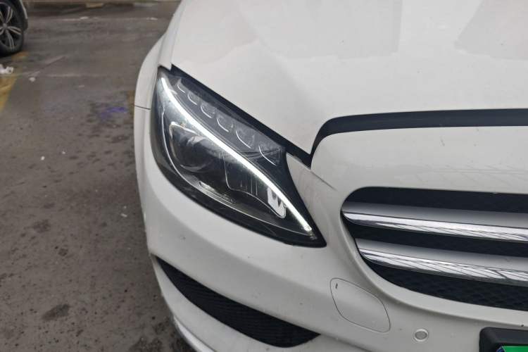 Used Mercedes-Benz C-Class 2018 C 200 L Sport Edition Right Front Headlight