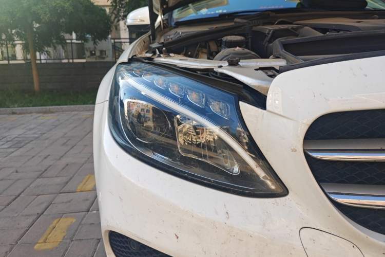 Used Mercedes-Benz C-Class 2018 C 200 L Sport Edition Right Front Headlight