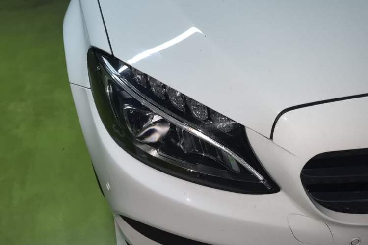 Used Mercedes-Benz C-Class 2018 C 200 Sport Edition Right Front Headlight
