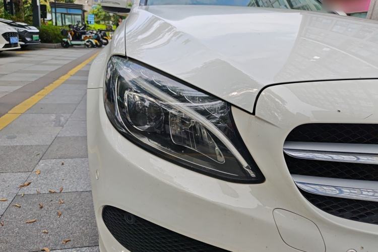 Used Mercedes-Benz C-Class 2018 C 180 L Fashion Edition Sport Version Right Front Headlight
