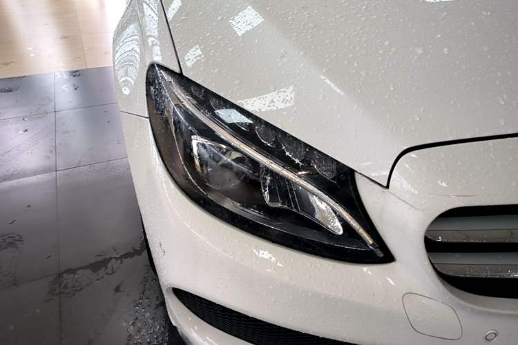 Used Mercedes-Benz C-Class 2018 C 180 L Fashion Edition Sport Version Right Front Headlight
