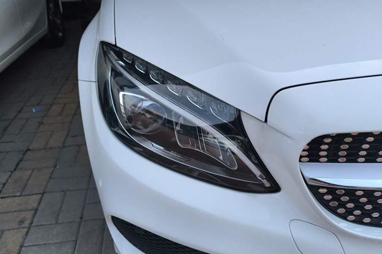 Used Mercedes-Benz C-Class 2018 C 200 L Sport Edition Right Front Headlight