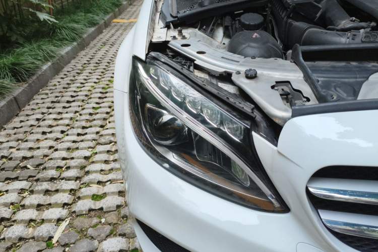 Used Mercedes-Benz C-Class 2018 C 200 L Sport Edition Right Front Headlight