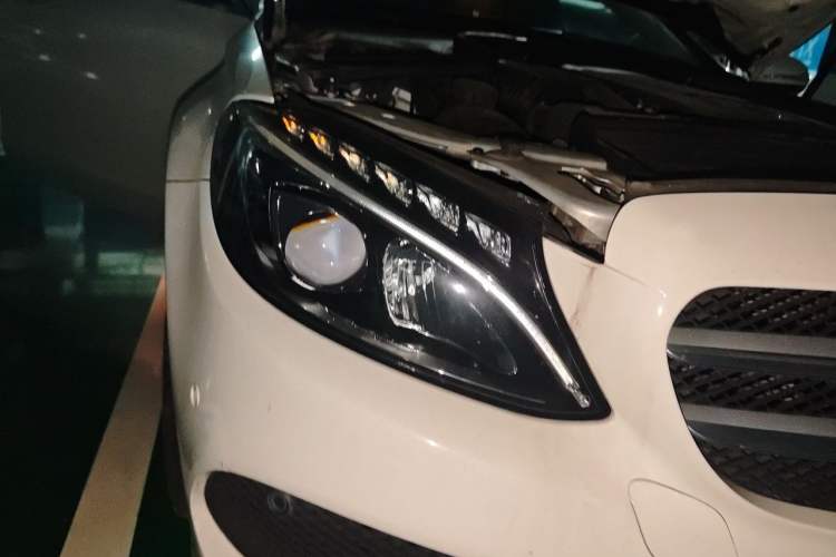 Used Mercedes-Benz C-Class 2018 C 200 L Sport Edition Achievement Special Edition Right Front Headlight