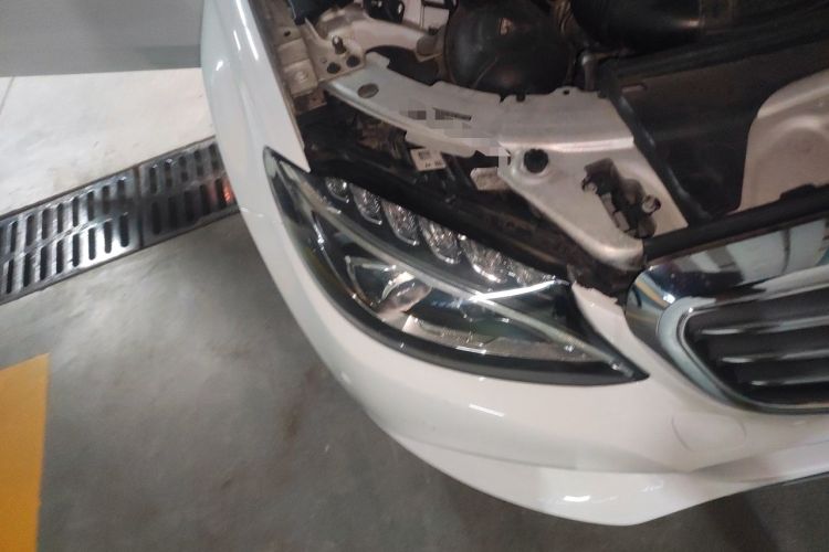 Used Mercedes-Benz C-Class 2018 C 200 L Right Front Headlight