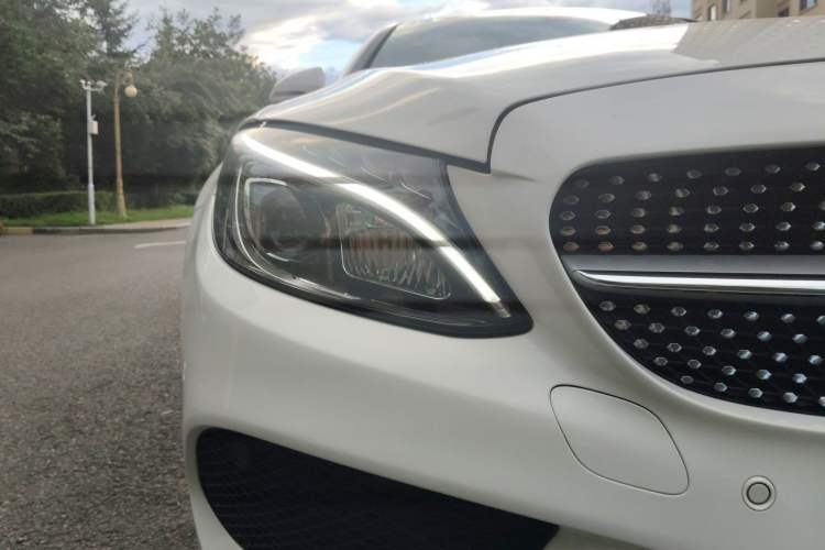 Used Mercedes-Benz C-Class 2018 C 200 Coupe Right Front Headlight