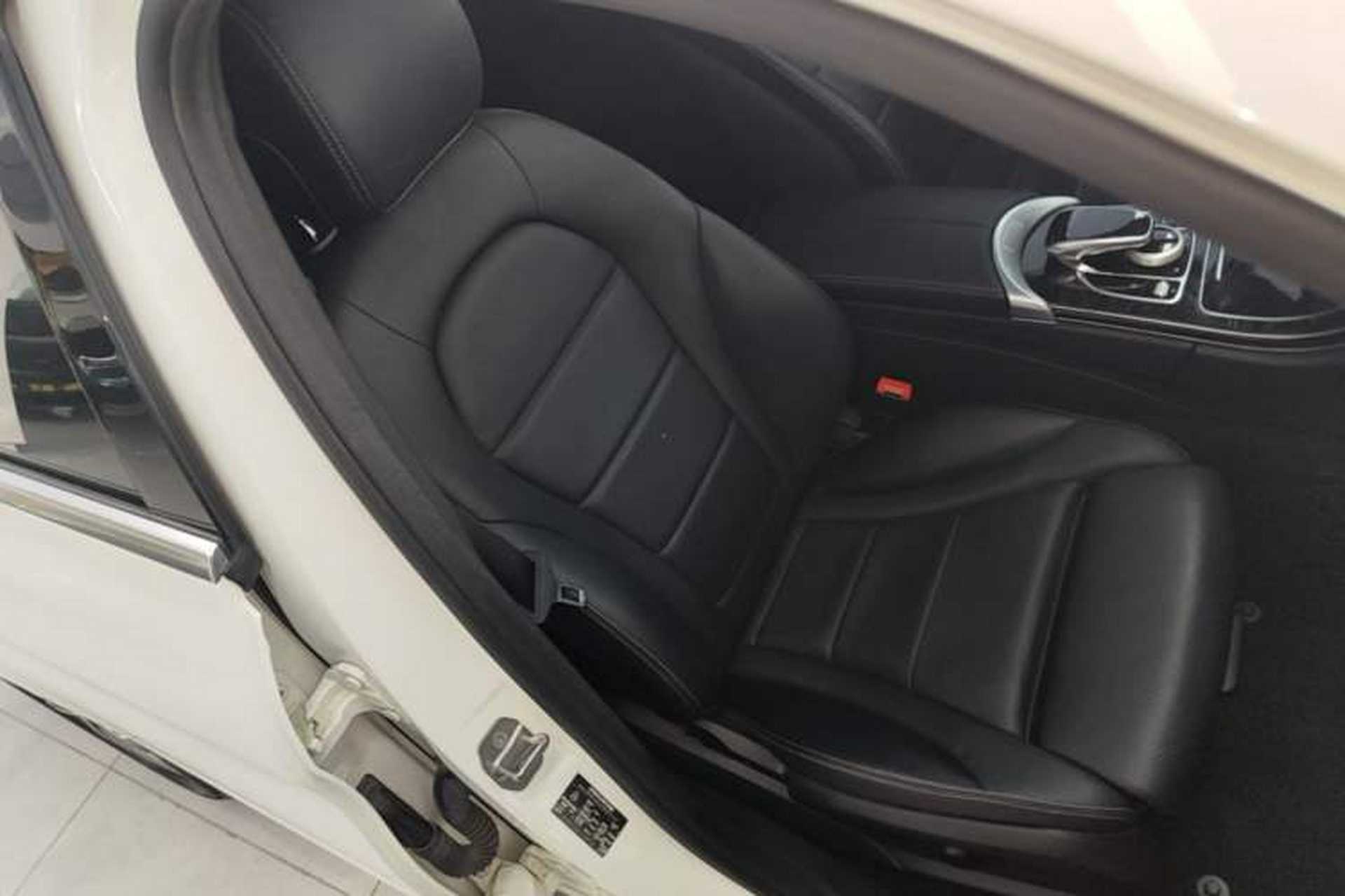 Used Mercedes-Benz C-Class 2018 C 180 L Fashion Edition Sport Version Right Front Seat