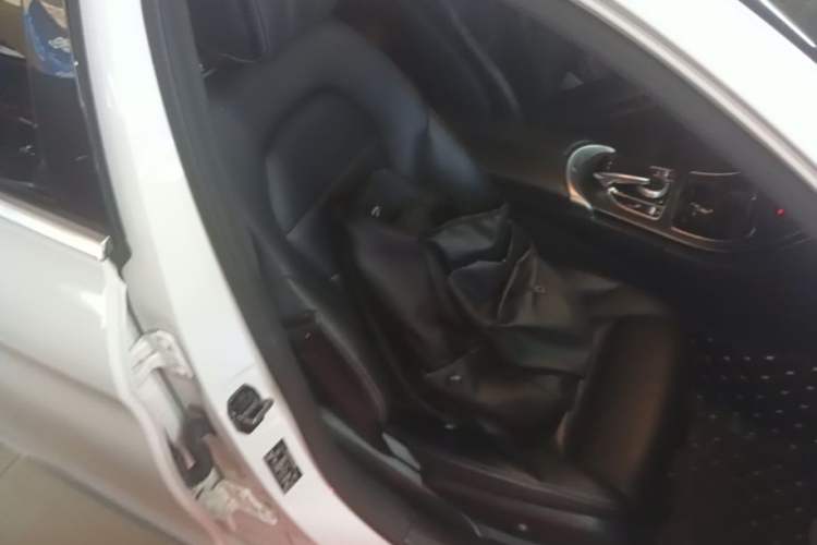 Used Mercedes-Benz C-Class 2018 C 200 L Sport Edition Right Front Seat