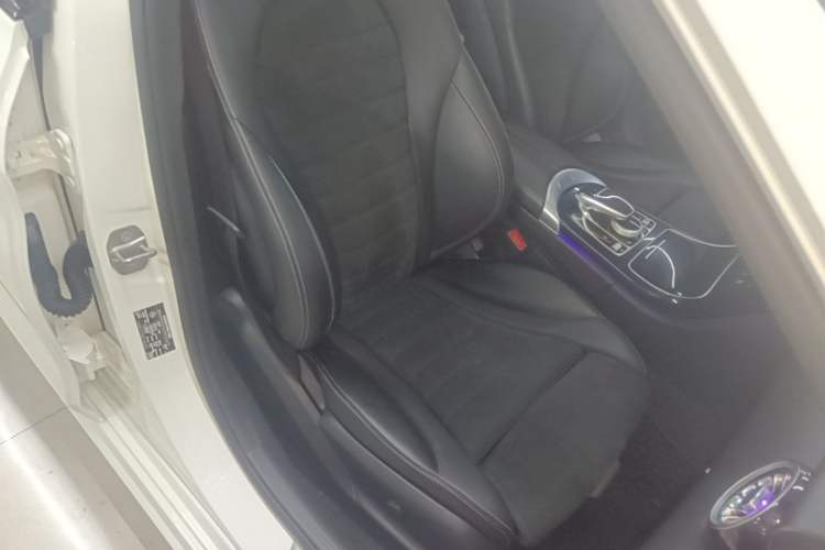 Used Mercedes-Benz C-Class 2018 C 200 Sport Edition Right Front Seat