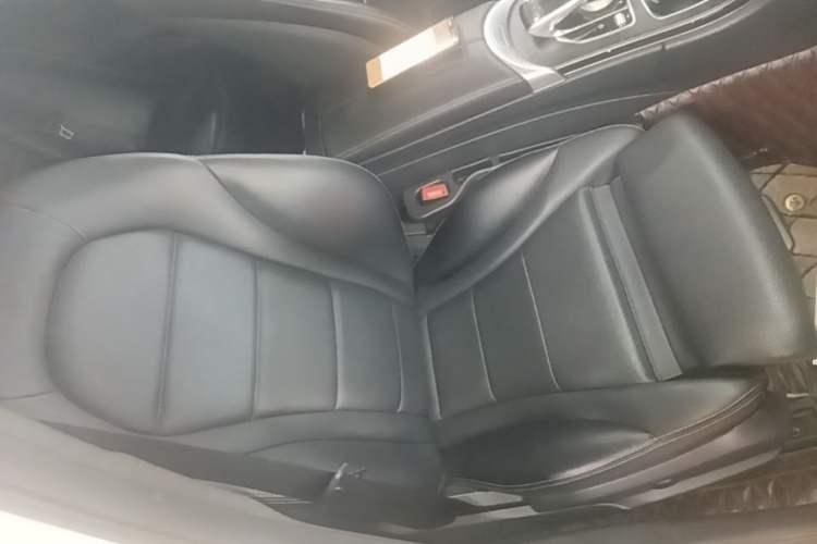 Used Mercedes-Benz C-Class 2018 C 200 L Sport Edition Right Front Seat