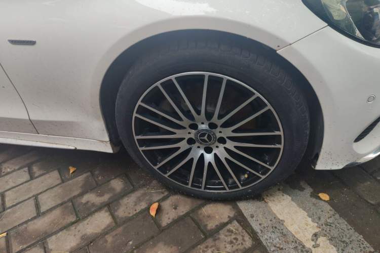 Used Mercedes-Benz C-Class 2018 C 200 L Sport Edition Achievement Special Edition Right Front Wheel Hub