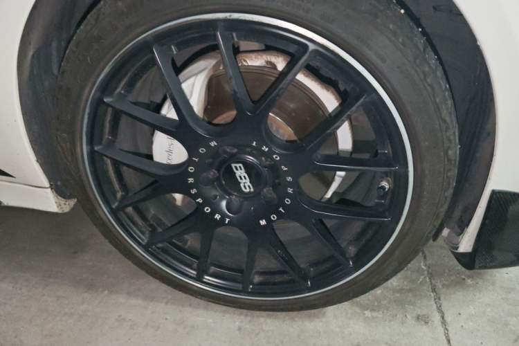 Used Mercedes-Benz C-Class 2018 C 200 Estate Right Front Wheel Hub