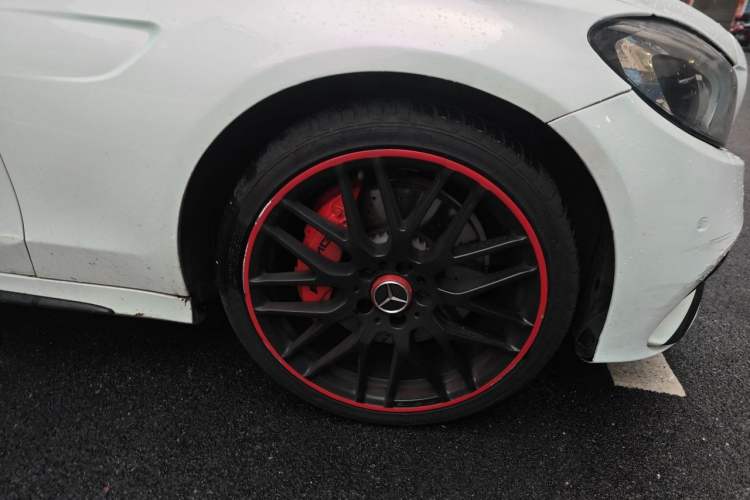 Used Mercedes-Benz C-Class 2018 C 200 L Right Front Wheel Hub