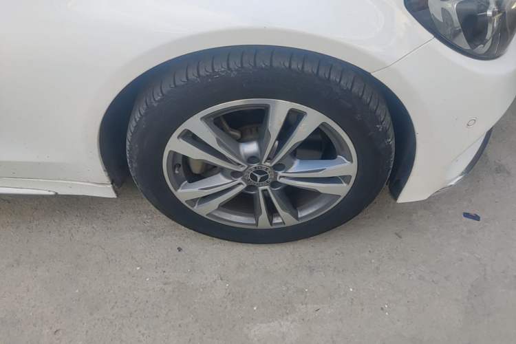 Used Mercedes-Benz C-Class 2018 C 200 L Sport Edition Right Front Wheel Hub