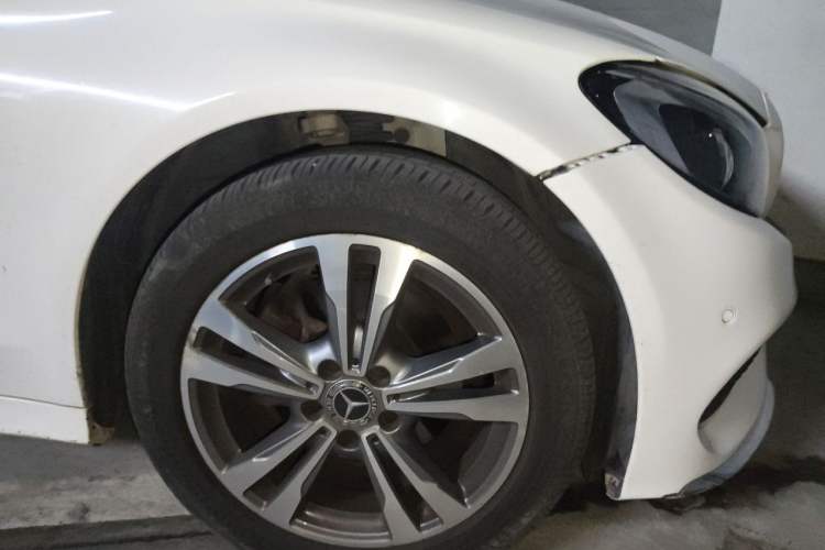 Used Mercedes-Benz C-Class 2018 C 200 L Sport Edition Right Front Wheel Hub