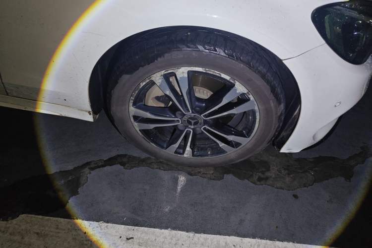 Used Mercedes-Benz C-Class 2018 C 200 Sport Edition Right Front Wheel Hub
