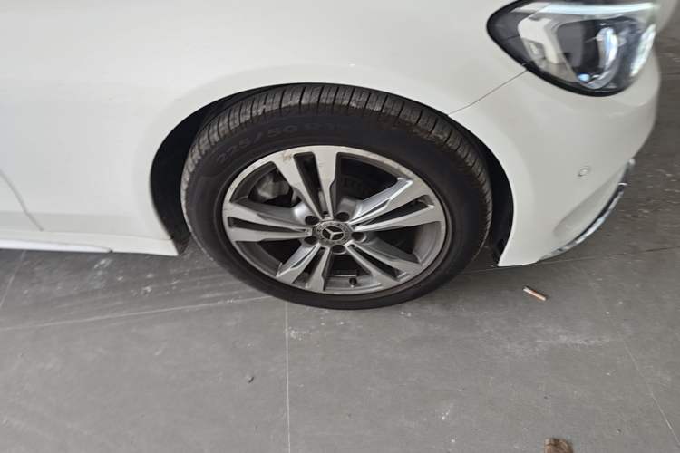 Used Mercedes-Benz C-Class 2018 C 200 L Sport Edition Right Front Wheel Hub