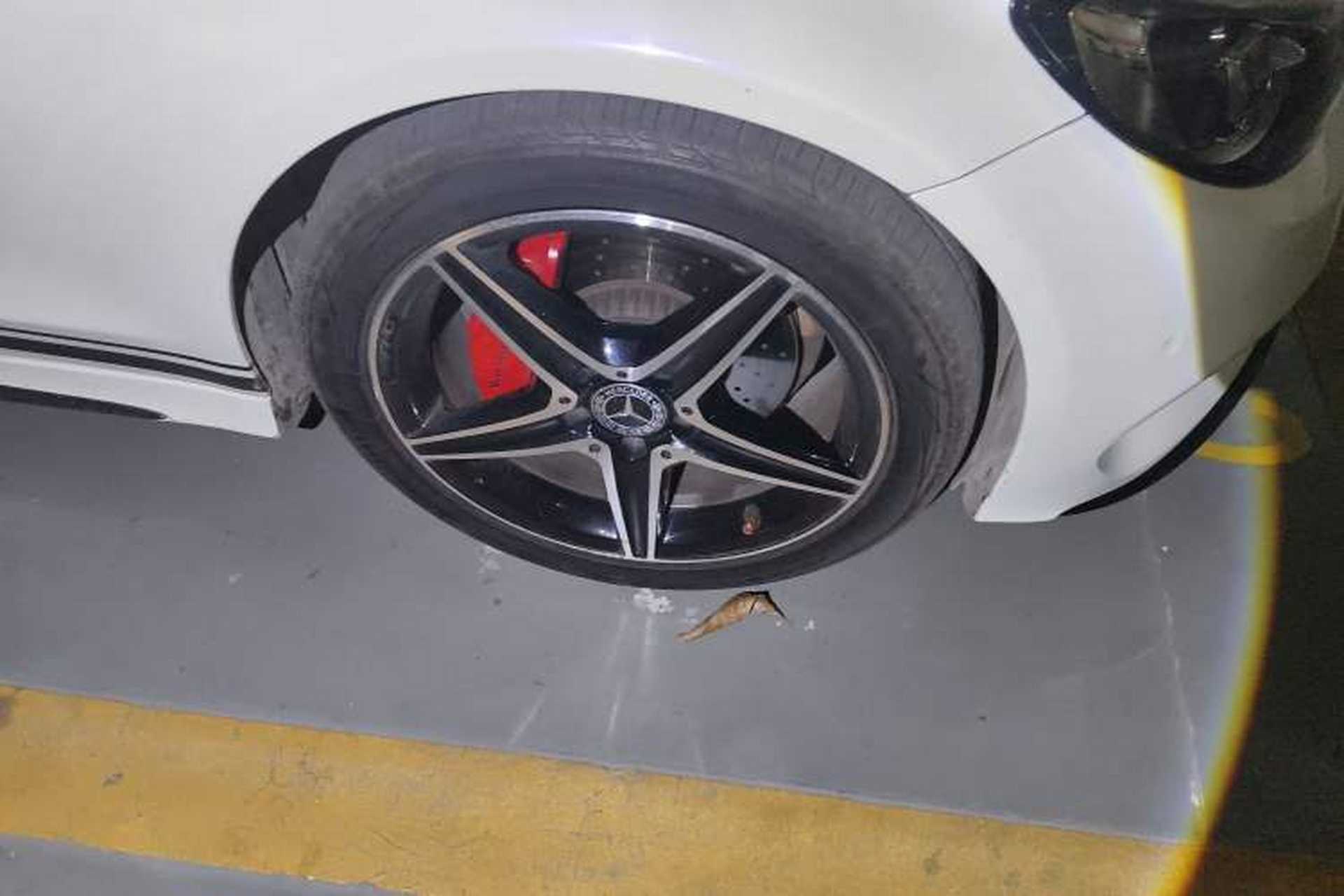 Used Mercedes-Benz C-Class 2018 C 200 Coupe Right Front Wheel Hub