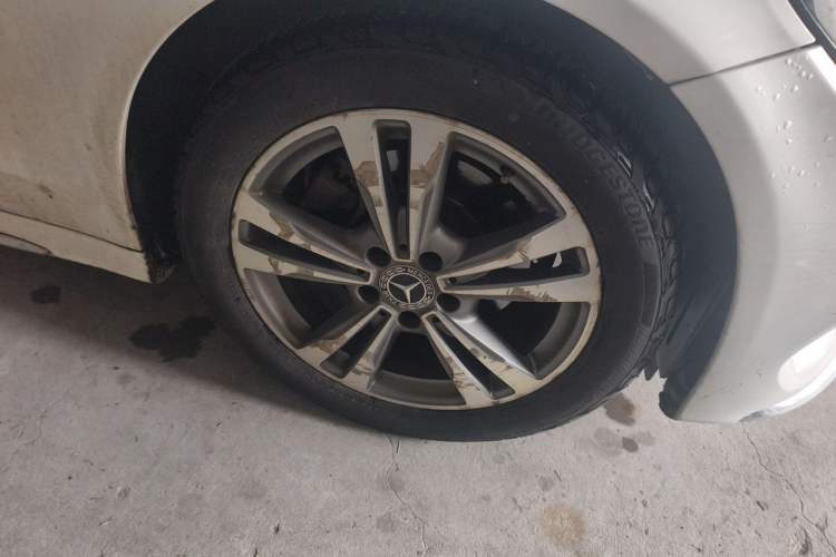 Used Mercedes-Benz C-Class 2018 C 200 L Sport Edition Right Front Wheel Hub