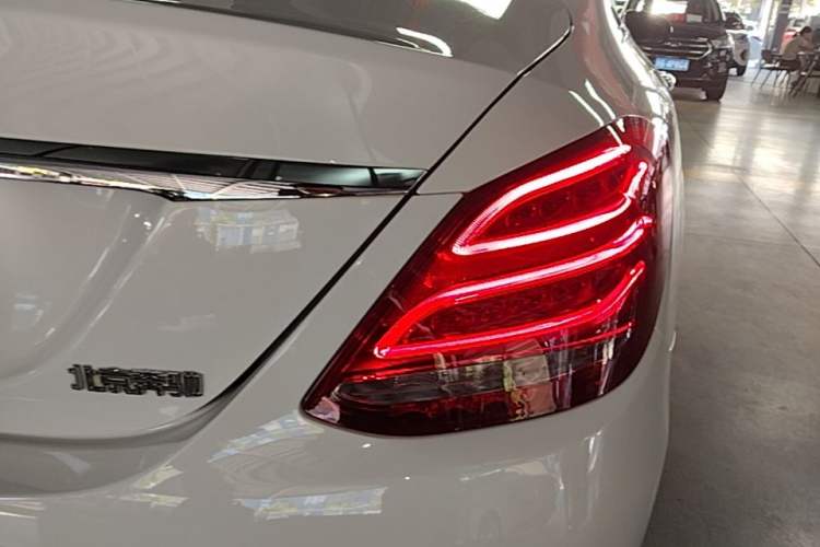 Used Mercedes-Benz C-Class 2018 C 200 L Sport Edition Achievement Special Edition Right Rear Taillight