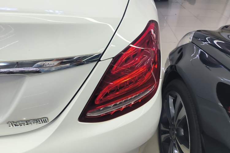 Used Mercedes-Benz C-Class 2018 C 200 L Sport Edition Right Rear Taillight