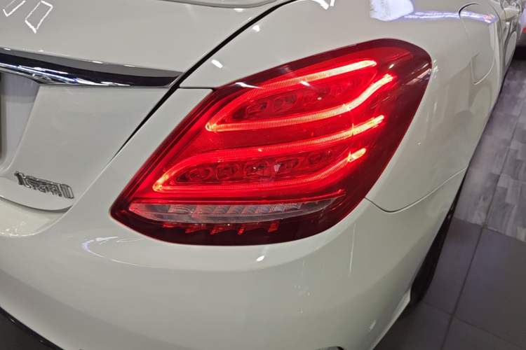Used Mercedes-Benz C-Class 2018 C 200 Sport Edition Right Rear Taillight