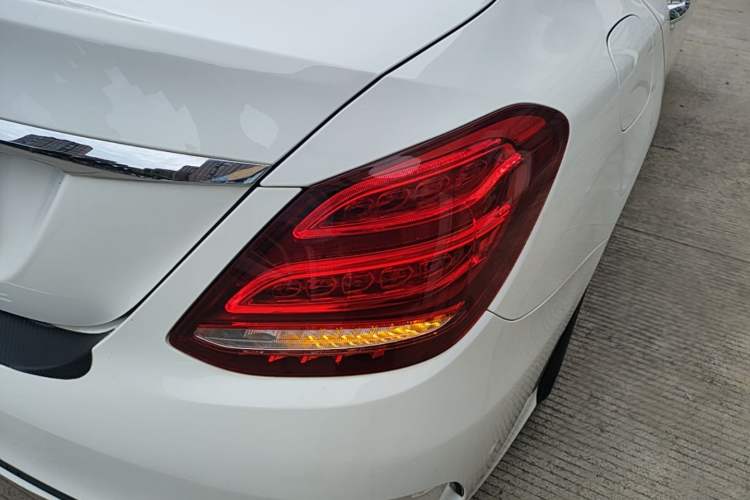 Used Mercedes-Benz C-Class 2018 C 200 L Sport Edition Right Rear Taillight