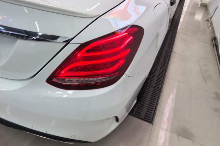 Used Mercedes-Benz C-Class 2018 C 200 Sport Edition Right Rear Taillight