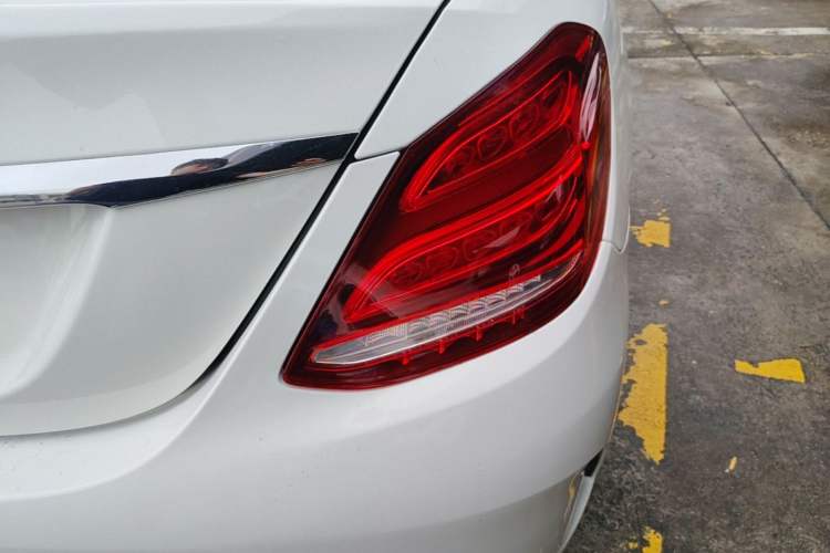 Used Mercedes-Benz C-Class 2018 C 200 L Sport Edition Right Rear Taillight