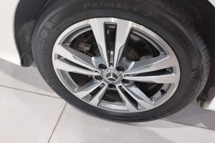 Used Mercedes-Benz C-Class 2018 C 200 L Sport Edition Right Rear Wheel Hub