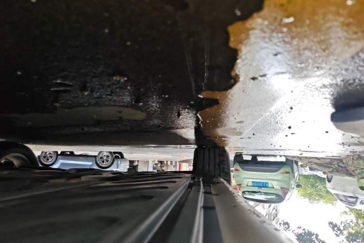 Used Mercedes-Benz C-Class 2018 C 200 L Sport Edition Right Side Sill