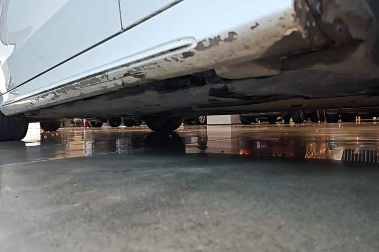 Used Mercedes-Benz C-Class 2018 C 200 Sport Edition Right Side Sill